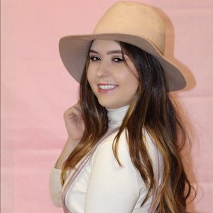 Meet your Posher, Aryonna